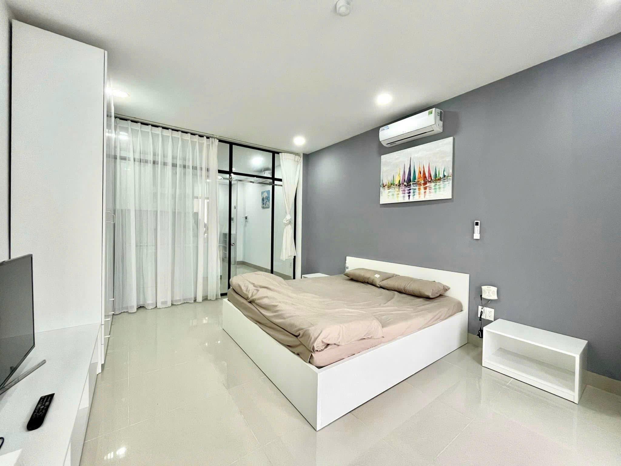 **Bán nhà hẻm xe hơi Lý Thường Kiệt** p7, Tân Bình; căn góc 4 tầng - Ảnh 1