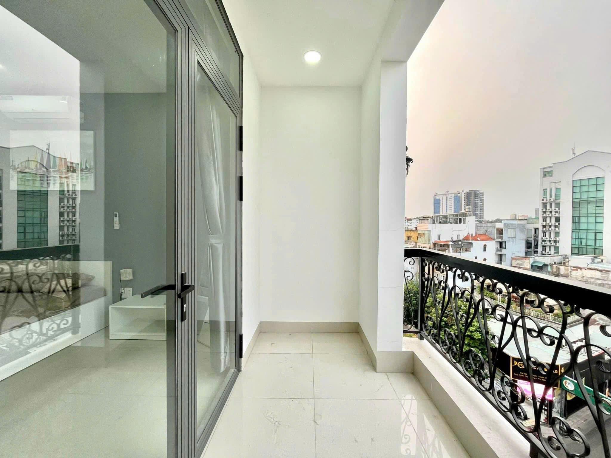 **Bán nhà hẻm xe hơi Lý Thường Kiệt** p7, Tân Bình; căn góc 4 tầng - Ảnh 3