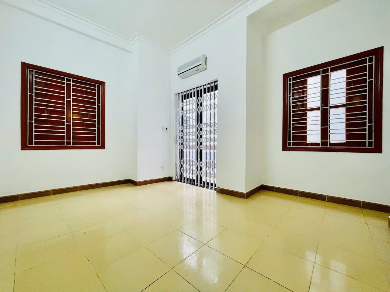 Chính Chủ Cần Bán Căn 2,5 Tầng Tại 6C/75 Nguyễn Bỉnh Khiêm, P. Đằng Giang, Q. Ngô Quyền, Hải Phòng. - Ảnh 1