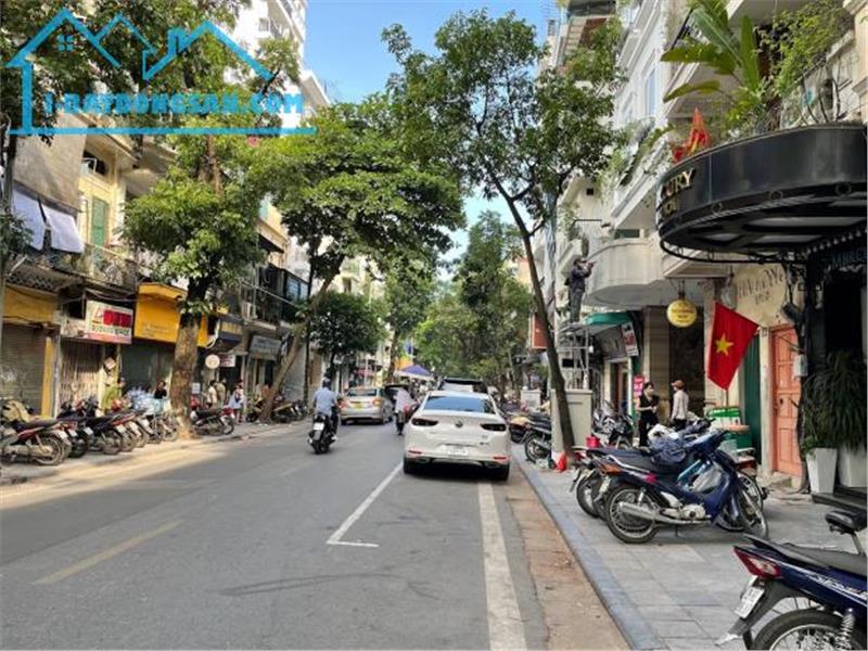 BÁN NHÀ MẶT PHỐ CẦU GIẤY 82M - MT KHỦNG 6,5M - VỈA HÈ Ô TÔ TRÁNH CHỈ 37 TỶ - Ảnh 1