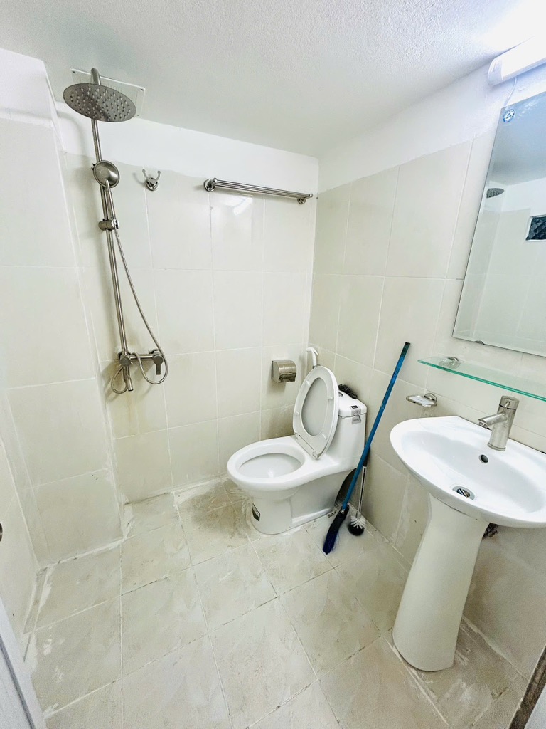 HƠN 5 TỶ-NHÀ ĐẸP NGÕ 1 BÙI XƯƠNG TRẠCH 33M-4 TẦNG-4 NGỦ-Ở LUÔN - Ảnh 2