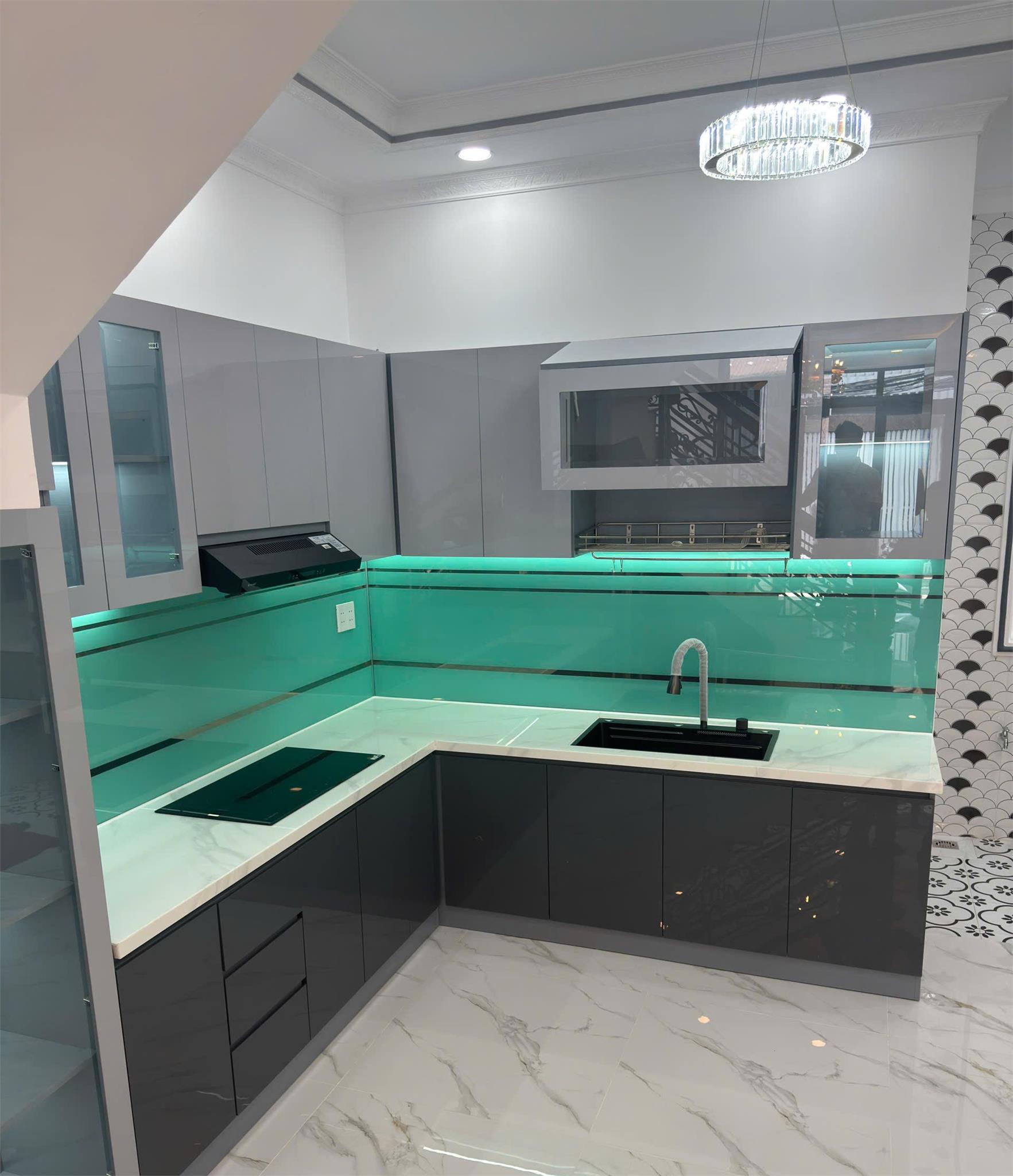 **Bán nhà HXH Nguyễn Thái Bình**, phường 12, Tân Bình (4*13) hơn 11 tỷ - Ảnh 2