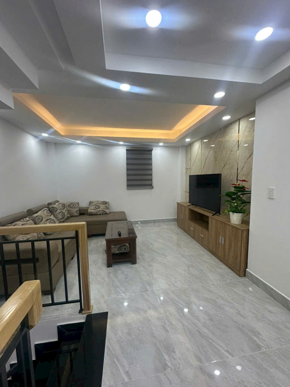 NHÀ ĐẸP GV - GẦN CV LÀNG HOA - HXH - DT45M² - 4 TẦNG CHỈ 5.X TỶ - FULL NỘI THẤT - Ảnh 2