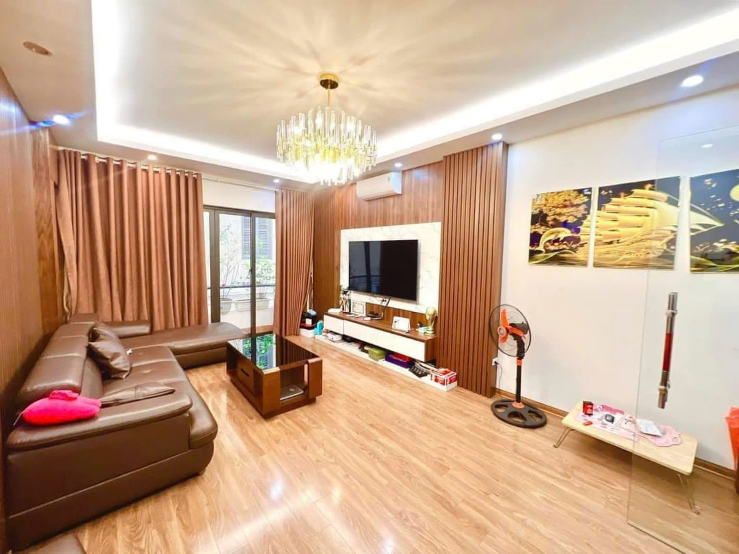BÁN NHÀ VÕ CHÍ CÔNG, ÔTÔ VÀO NHÀ, GẦN PHỐ, NGÕ THOÁNG, 51M2x5T NHỈNH 14 TỶ - Ảnh chính