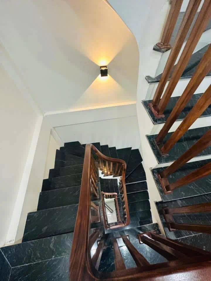 BÁN NHÀ LÔ GÓC BÙI XƯƠNG TRẠCH, THANH XUÂN 42M * 6 TẦNG GIÁ 8,65 TỶ. - Ảnh 2
