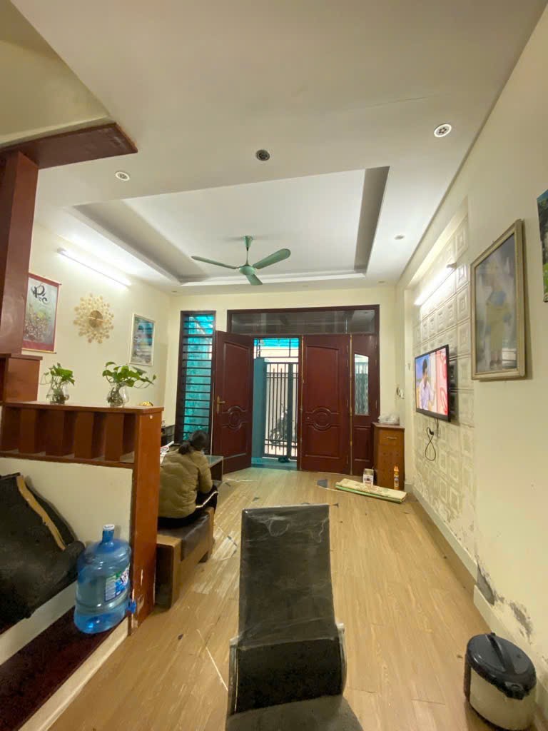 Nhà dân Xuân Đỉnh xây kiên cố, diện tích rộng, sổ đỏ nở hậu - Ảnh chính