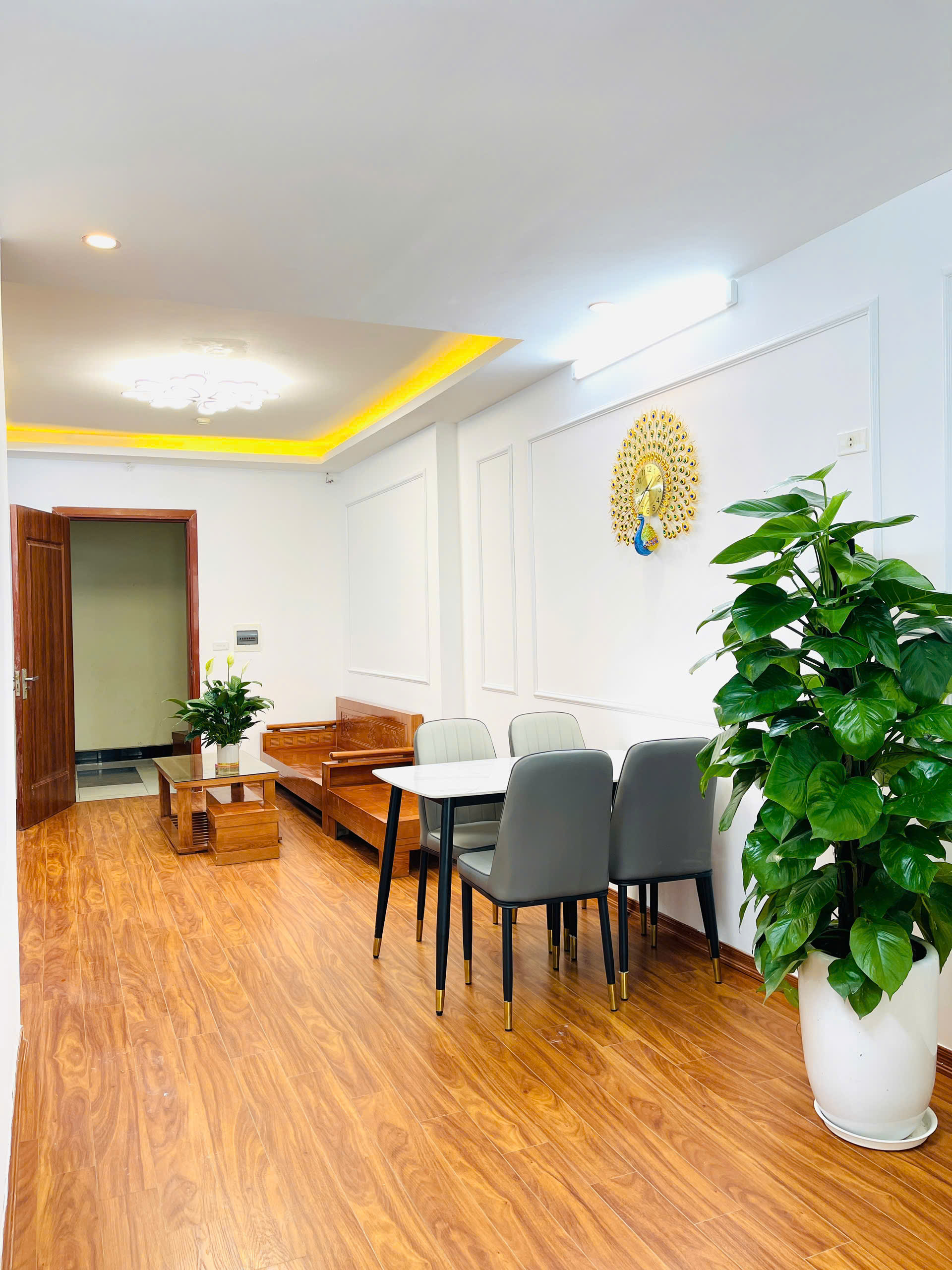 Bán căn hộ chung cư tòa CT12B Kim Văn Kim Lũ, Hoàng Mai 66m, full đồ, sổ đỏ giá 3.35 tỷ - Ảnh 1