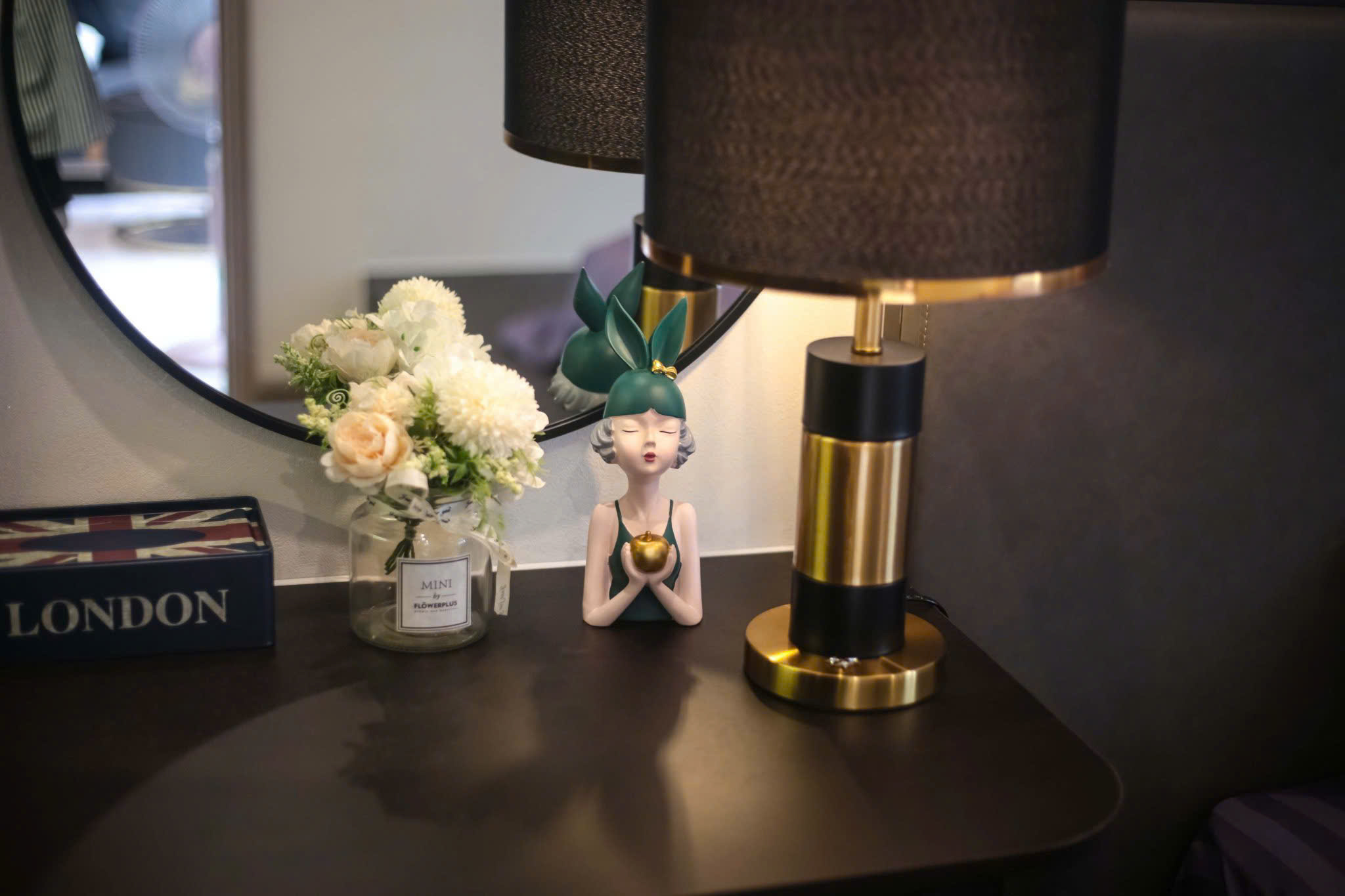 Chính Chủ Cần Bán Căn Hộ 2PN Full Nội Thất Siêu đẹp Tại Origami Vinhomes Q9 Giá 3 Tỷ 6 - Ảnh 1
