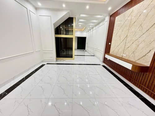 BÁN NHÀ PHÂN LÔ QUÂN ĐỘI - LÊ TRỌNG TẤN - THANH XUÂN  -  TRƯỚC NHÀ Ô TÔ TRÁNH - THANG MÁY - TUYẾN - Ảnh chính