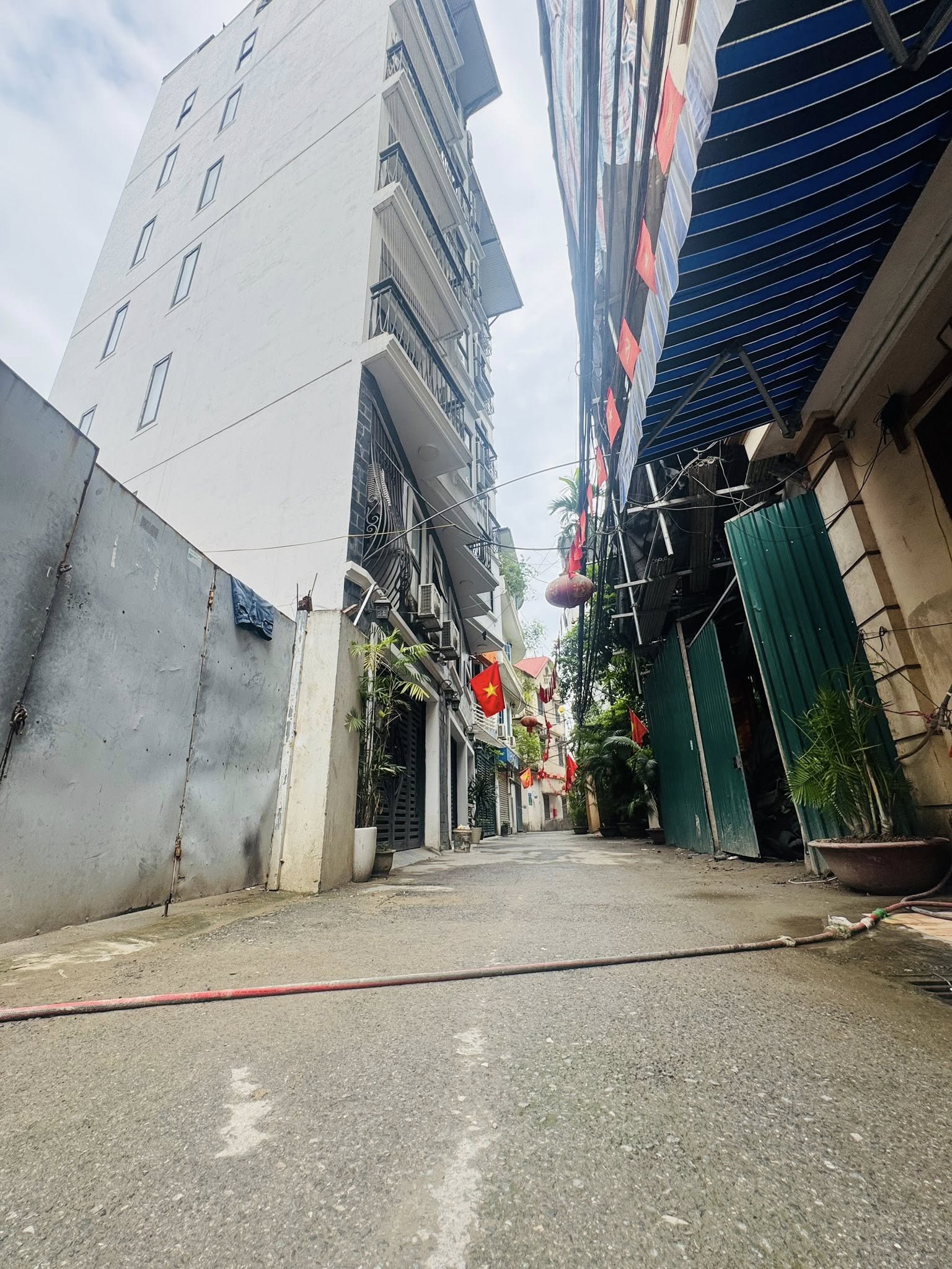 Bán nhà phố Âu Cơ - Tây Hồ, 88m2 mt khủng 7m giá chào 35,5 tỷ - Ảnh 1