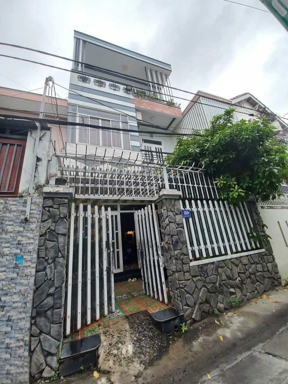 Cần bán nhà 3 tầng mặt tiền kinh doanh đường Lang Liêu  - Phường Vĩnh Phước -  Tp Nha Trang - Ảnh 2