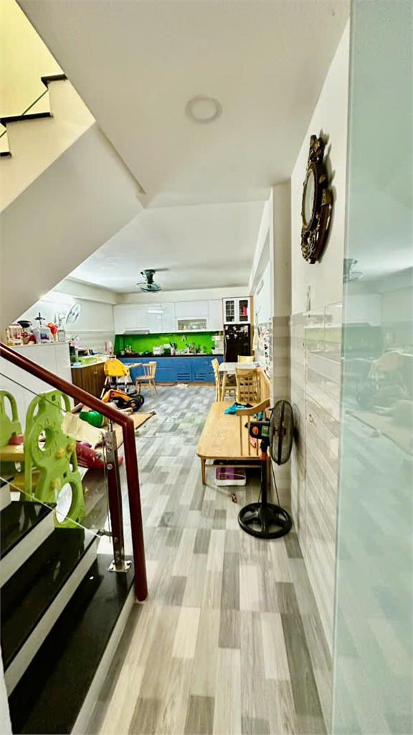 Bán Gấp Nhà Mặt Tiền Dương Thị Mười, Quận 12, Dt 4m x 27m Gía 10,7 tỷ còn thương lượng - Ảnh chính