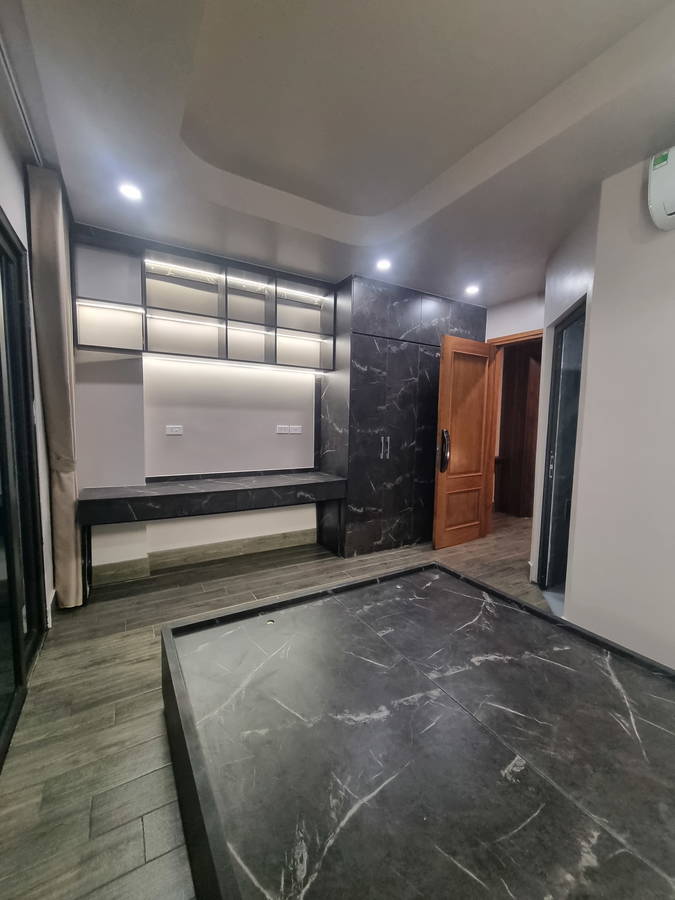 THANG MÁY , NGÕ THOÁNG RỘNG , BA GÁC ĐUA , QUAN NHÂN THANH XUÂN 35M2 5TẦNG FULL NỘI THẤT 8 TỶ - Ảnh 2