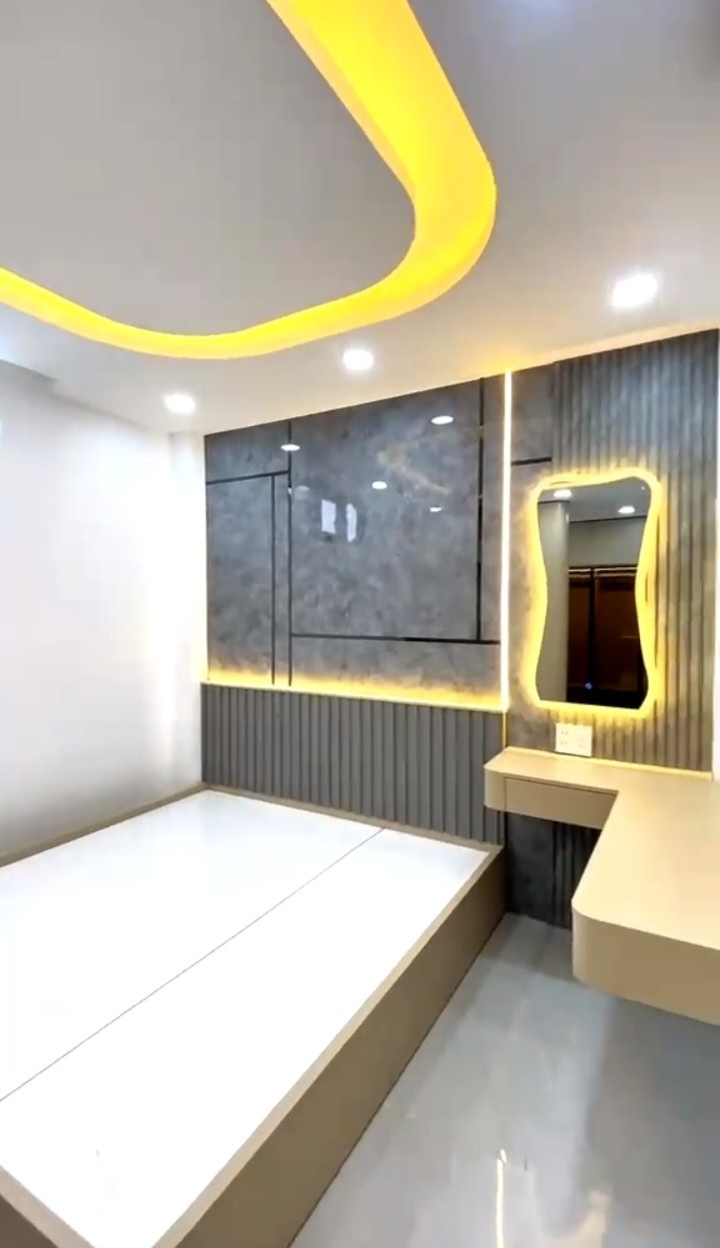 Bán nhà mới Phan Huy Ích gần Emart Phan Huy Ích, 5,5x14,5m, 5 Tầng  - 4 PN, 7,2 tỷ. - Ảnh 1