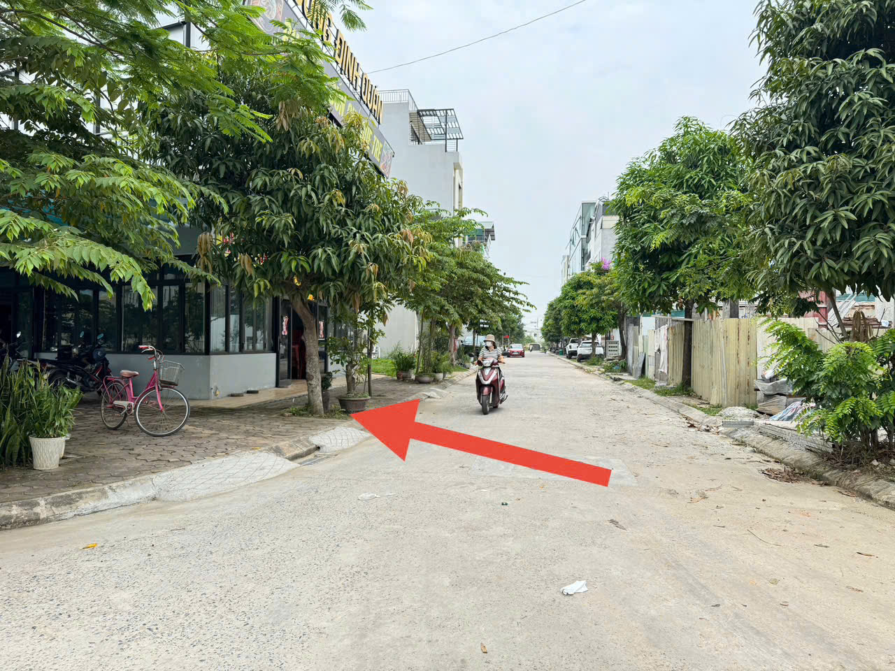 Bán đất đấu giá tổ 2, TT Chi Đông, Mê Linh. Tặng nhà 2 tầng, đang kinh doanh quán ăn - Ảnh 2