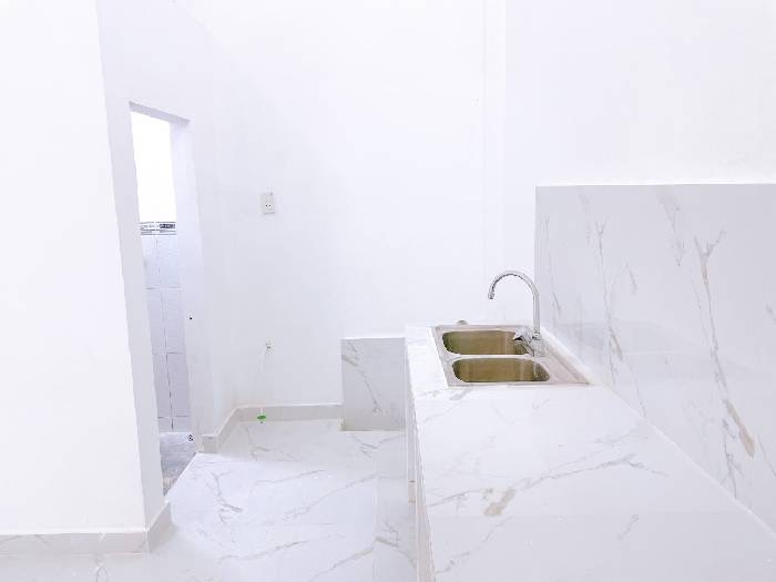 Bán nhà mặt tiền đường 8m, Q12, cách Lê Văn Khương 20m, 4x17, 1tầng, 4.x ty - Ảnh 4