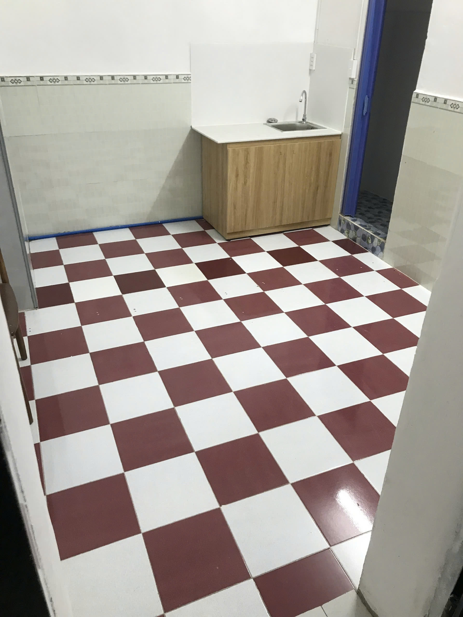 NHÀ ĐANG CÓ MẤY PHÒNG CHO THUÊ ĐƯỜNG NGUYỄN TẤT THÀNH - TP HỒ CHÍ MINH - Ảnh chính
