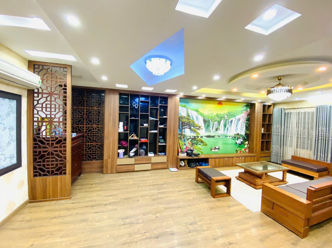 CHO THUÊ CĂN HỘ CHUNG CƯ 125m2 3N1K TẠI MAI DỊCH, CẦU GIẤY, HÀ NỘI - Ảnh 1