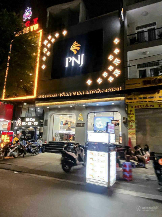 Siêu phẩm Bến Nghé! Bán gấp nhà MT Nguyễn Du (9x15m - XD 2 Tầng - HĐ Thuê 250 tr/tháng) - 75 Tỷ - Ảnh chính