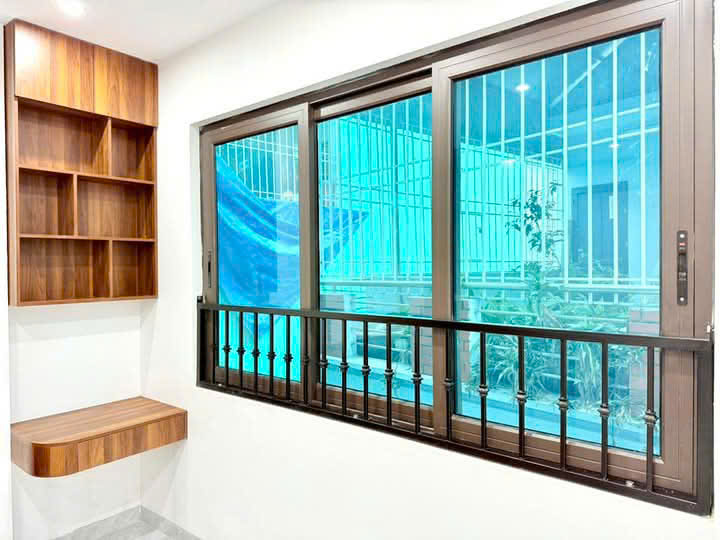 CHÍNH CHỦ CẦN BÁN NHÀ 43M GIÁ 5.75 TỶ , TÂY SƠN ĐỐNG ĐA CÁCH 10 RA PHỐ - Ảnh 1