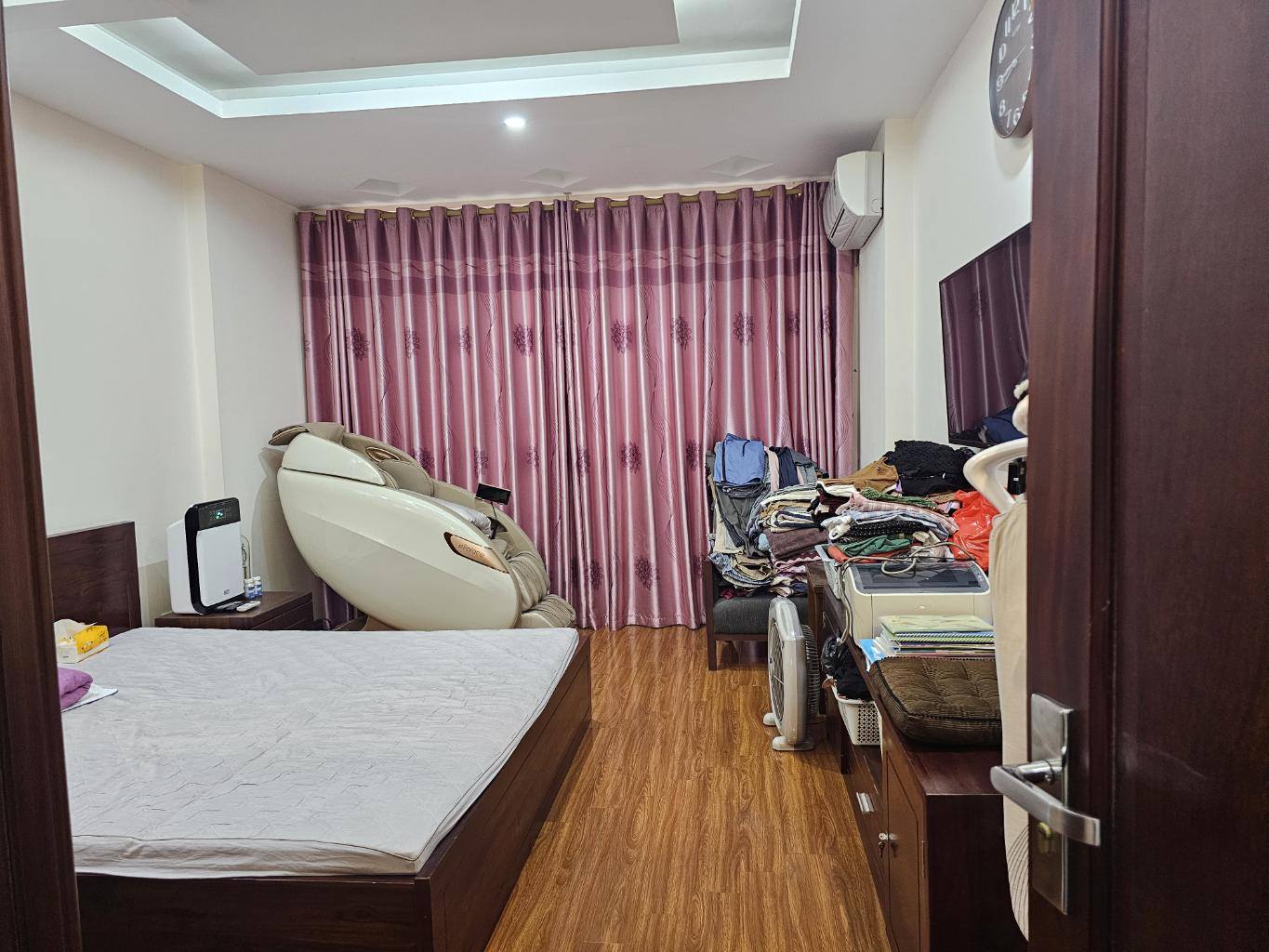 Phải thật nhanh !!! Nhà gần hồ 2 bồ đề 30m x 5T. Mặt tiền đẹp. Trước nhà 5m. Oto đỗ cửa. LH - Ảnh 1
