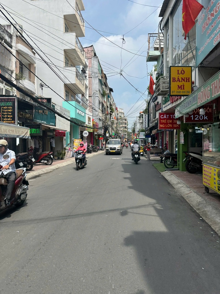 BÌNH THẠNH – GIÁP QUẬN 1 – HẺM XE HƠI THÔNG – NHÀ 3 TẦNG VUÔNG VẮN – CHỈ 5.55 TỶ<br>VŨ HUY TẤN – - Ảnh chính