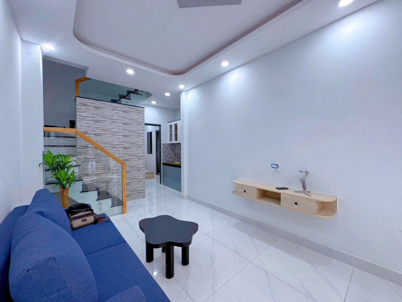 Chủ Bán Nhà Hẻm 35/... Xô Viết Nghệ Tĩnh, P.17, Q.Bình Thạnh, HCM .Nhà mới ở ngay có sân vườn, giáp - Ảnh 4