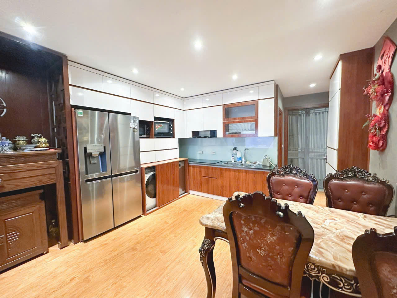 Bán nhà Trần Huy Liệu 40/70 Tầng 2, mt 5m , 4.8 tỷ Ba Đình- VỊ TRÍ VIP VIEW HỒ - THANG MÁY-  FULL - Ảnh chính
