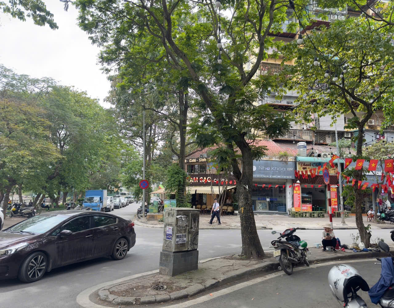 Bán nhà Trần Huy Liệu 40/70 Tầng 2, mt 5m , 4.8 tỷ Ba Đình- VỊ TRÍ VIP VIEW HỒ - THANG MÁY-  FULL - Ảnh 3