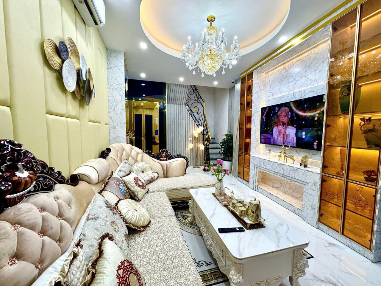 Lương Định Của 33 m,  4 tầng, mt 3.7m  8.65 tỷ Đống Đa NHÀ SIÊU ĐẸP - THANG MÁY - GẦN HỒ - Ảnh 2