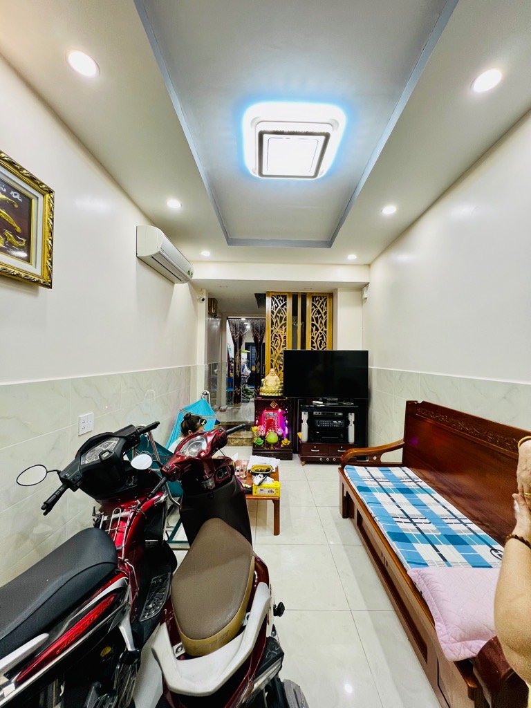 BÁN NHÀ XINH 5 TẦNG, HẺM XE HƠI 4m, DƯỚI CHÂN CẦU NGUYỄN VĂN CỪ QUẬN 1 - 3.3x16m, GIÁ 8.8 TỶ - Ảnh chính