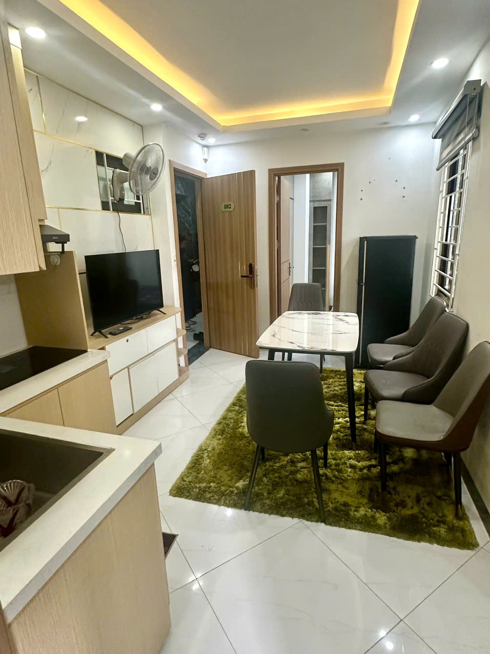 Bán Ccmn 2Pn cực đẹp thoáng tại ngõ 51 Linh Quang, Đống Đa - Ảnh chính