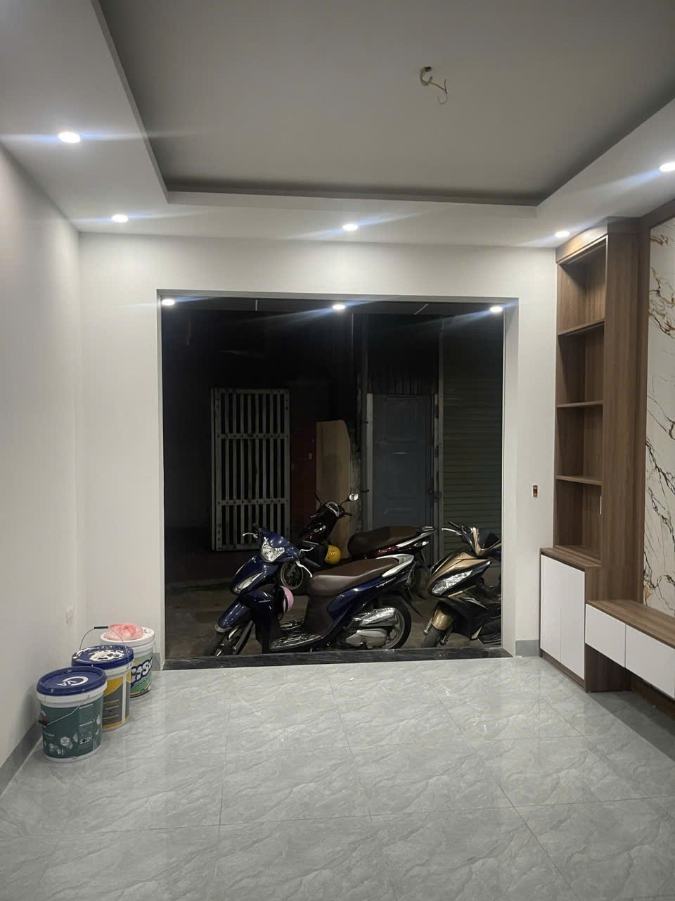 RẺ CHÍNH CHỦ CẦN BÁN GẤP CĂN NHÀ PHỐ ĐÔNG BA QUẬN NAM TỪ LIÊM 35m2 x5 TẦNG NHỈNH 4 TỶ Ô TÔ KD - Ảnh 1