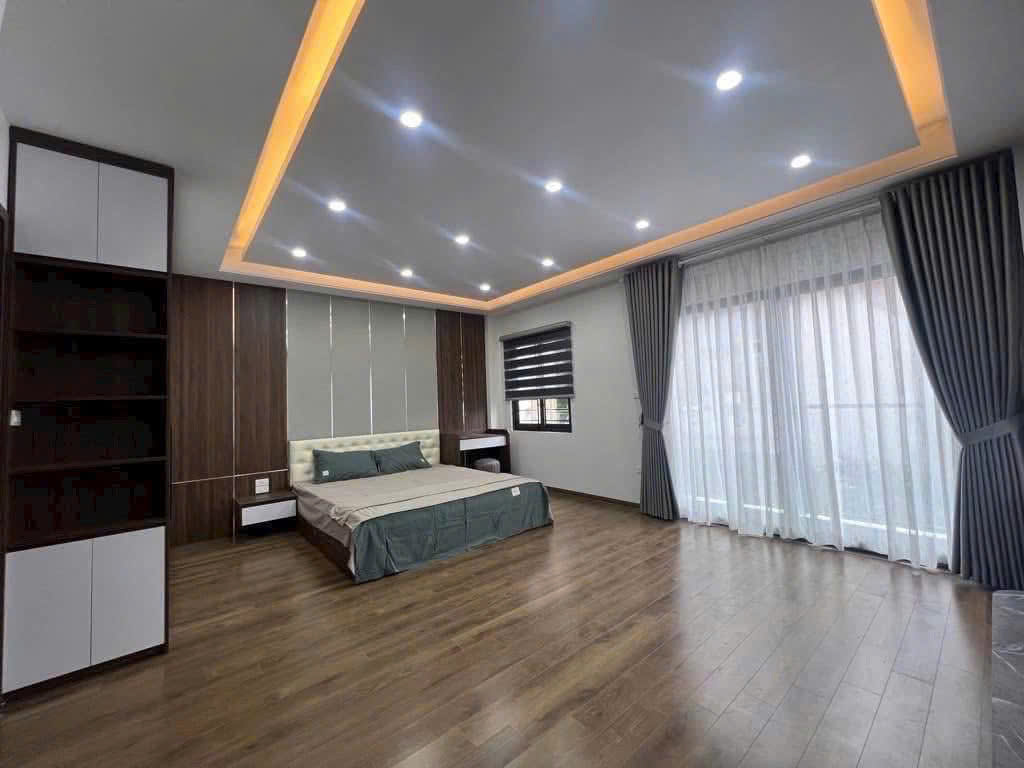 SIÊU PHẨM, NHÀ NGUYỄN VĂN CỪ, 73M, THANG MÁY, FULL NỘI THẤT NHẬP KHẨU, CHỈ HƠN 11 TỶ - Ảnh 2