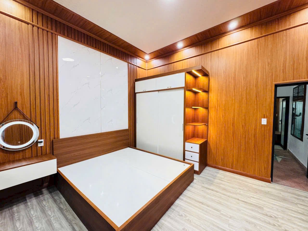 Bán nhà 3 tầng ngõ phố Tuệ Tĩnh, phường Bình Hàn, TP HD, 62.6m2, mt 4.7m, 3 ngủ, 4vs - Ảnh 7