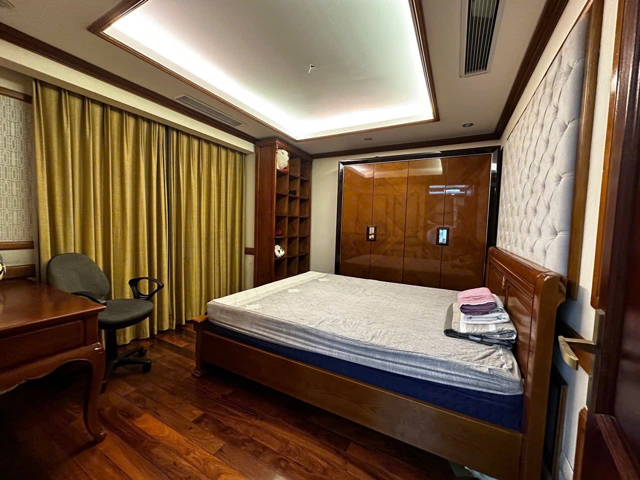 💥💥25 tỷ Sở hữu Penthouse N07 KĐT Dịch Vọng 309m2 Nội thất choáng ngợp - Ảnh 3
