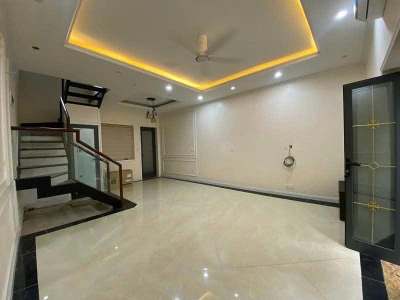 Bán nhà  PHỐ HÀNG CHAI - HOÀN KIẾM 40 M, 3 tâng ,MT 6 Mét 11.2 TỶ - Ảnh 1