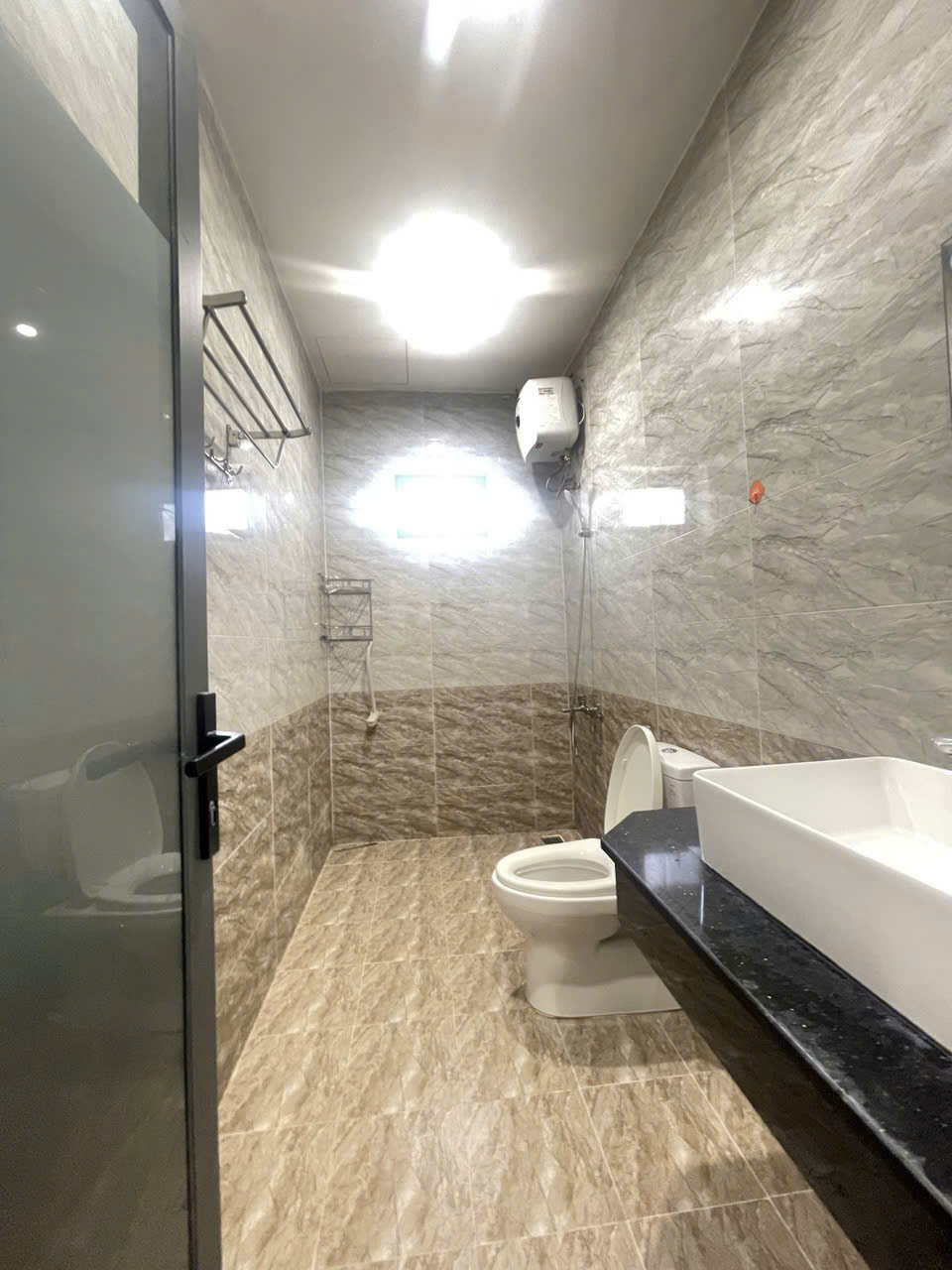 SƠN TRẢ - TOÀ CĂN HỘ 5 TẦNG - DÒNG TIỀN 45 TRIỆU/THÁNG - Ảnh 2