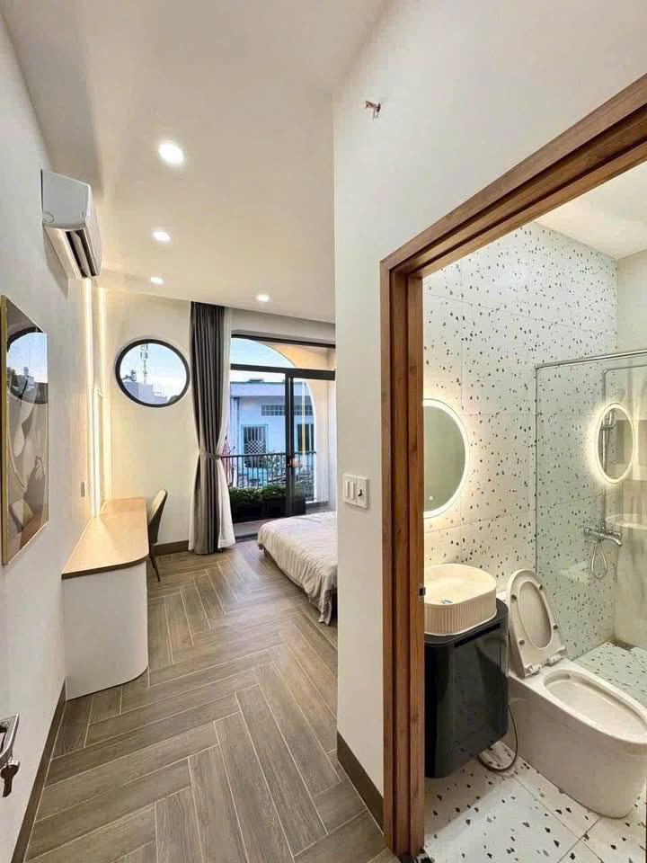 LẤY CHỒNG ĐỊNH CƯ NƯỚC NGOÀI CẦN BÁN GẤP Nhà 1Trệt 1 Lầu thiết kế hiện đại khu vực Biên Hòa - Ảnh 4