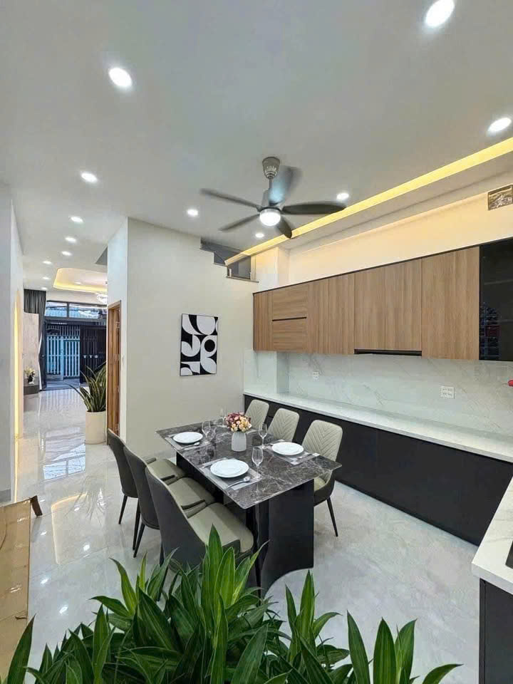 LẤY CHỒNG ĐỊNH CƯ NƯỚC NGOÀI CẦN BÁN GẤP Nhà 1Trệt 1 Lầu thiết kế hiện đại khu vực Biên Hòa - Ảnh 6