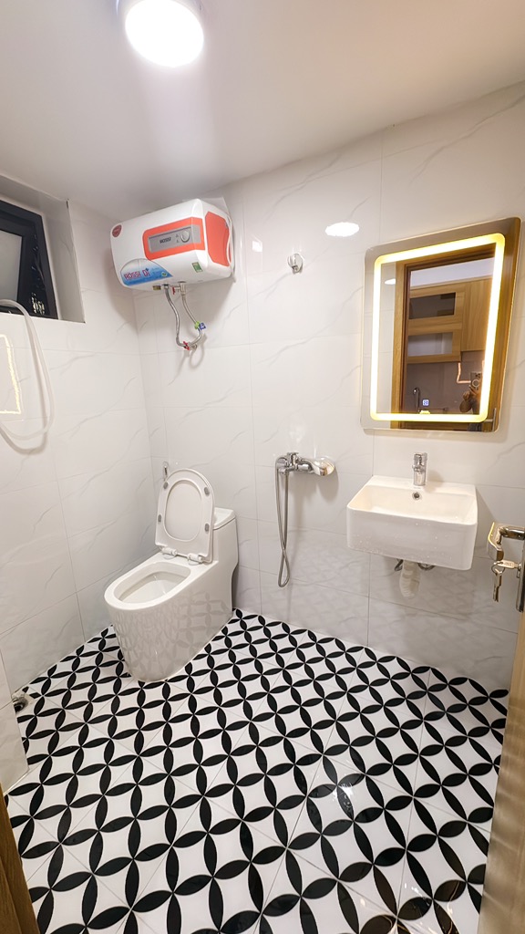 BÁN NHÀ TẬP THỂ, 65M², PHỐ NGUYỄN KHÁNH TOÀN - CẦU GIẤY - 3.9 TỶ - SỔ ĐỎ - Ảnh 4