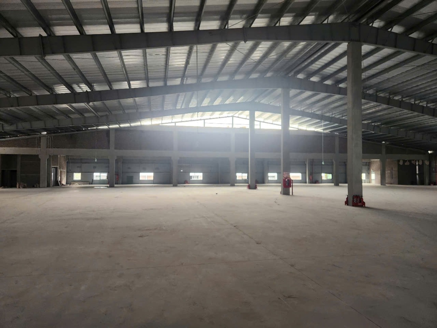 CHO THUÊ NHÀ XƯỞNG MỚI XÂY 12.000M² TẠI KCN QUANG MINH - PCCC TỰ ĐỘNG, TRẠM ĐIỆN 1000KVA ( Chia đôi - Ảnh 2