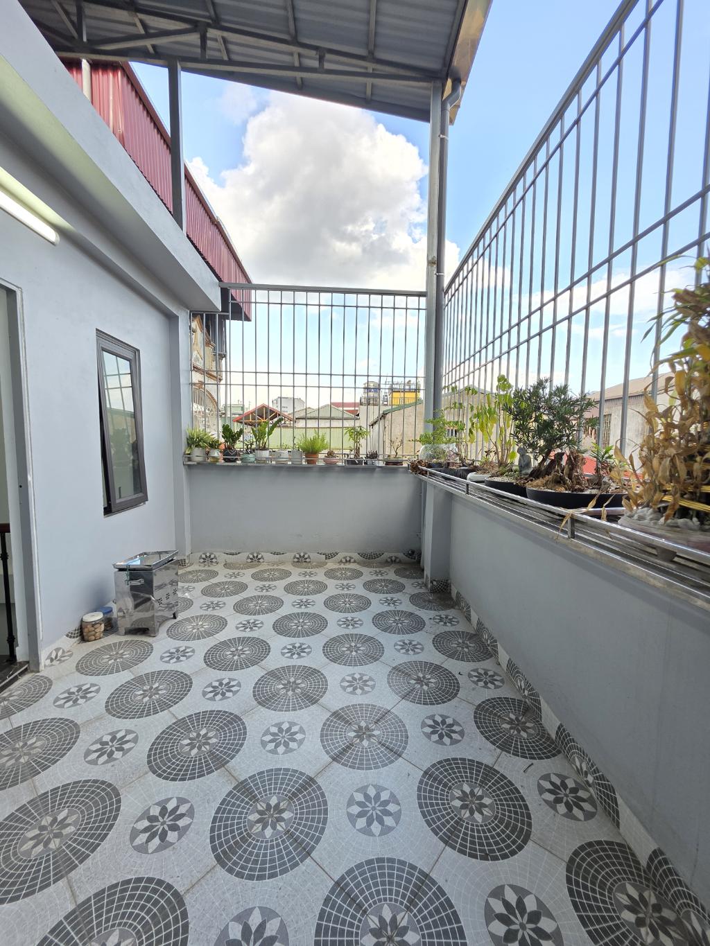 Bán nhà Đội Cấn, Ba Đình, 42m2, 5 tầng, Mt 9m, chỉ 9.5 tỷ - Ảnh 3