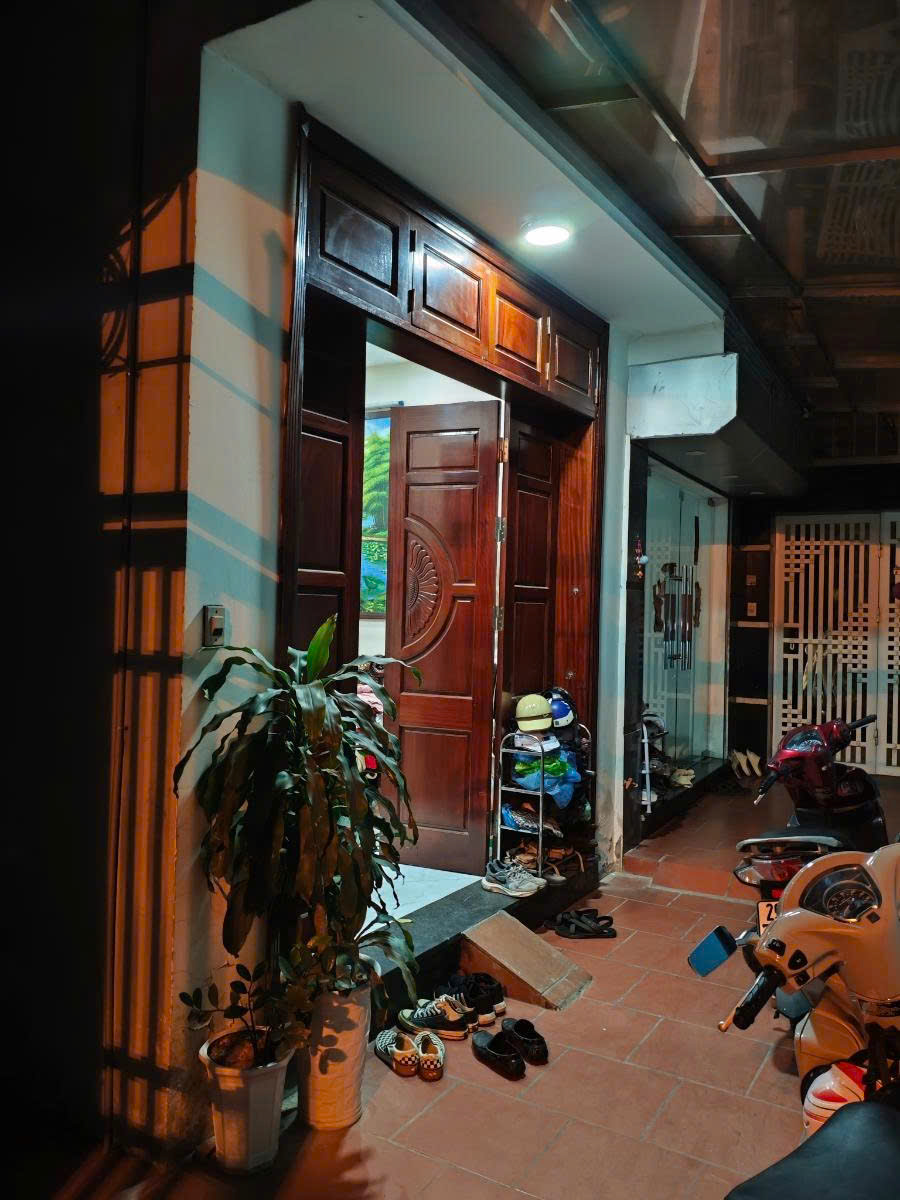 Bán nhà Bạch Đằng, Hai Bà Trưng 56/37m x 4T x 4PN, ô tô, KD, giá 8 tỷ. LH: 0366051369 - Ảnh 4