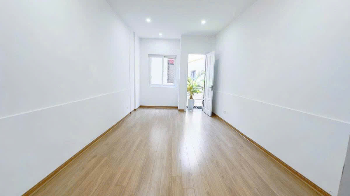 BÁN GẤP NHÀ ĐẸP KHƯƠNG ĐÌNH 33m2 x 5 TẦNG - NGÕ RỘNG, THOÁNG - GIÁ NHỈNH 6 TỶ - Ảnh chính
