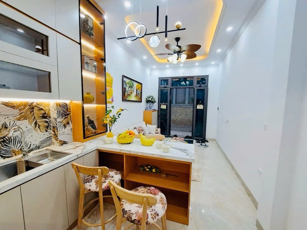 BÁN NHÀ MỚI TRUNG TÂM PHỐ HOÀNG MAI - 5 TẦNG - 25M2 - GIÁ NHỈNH 5 TỶ - Ảnh 1