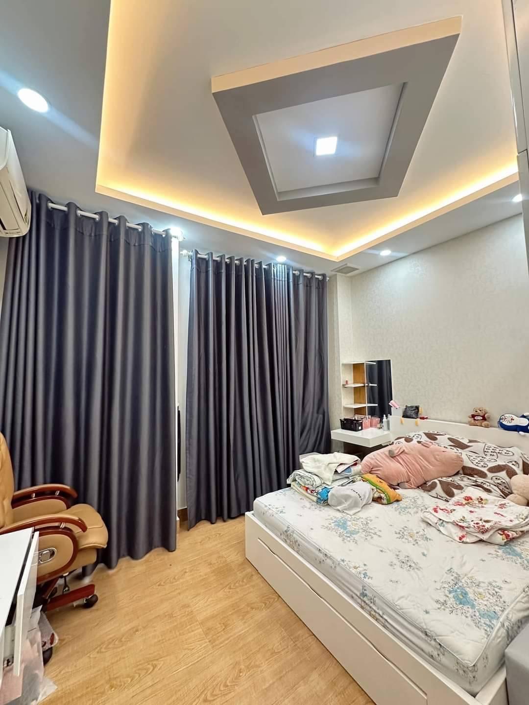 ** HƠN 8 TỶ-QUẬN 5-Nhà SHR 50M(4x12.5M) 4 Tầng-4PN,Gần Mặt Tiền Mới Đẹp Ở Ngay - Ảnh 3