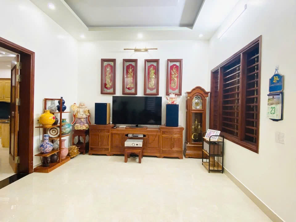 HOT HOT HOT – CẦN BÁN NHANH CĂN NHÀ ĐẸP Tại  Đường Cao Bá Quát, P. Trường Thi. TP.Vinh, Nghệ An - Ảnh 2