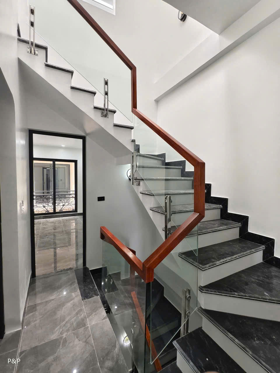 Chính Chủ Cần Bán Căn Nhà Thiết Kế Hiện Đại FULL Nội Thất Ngõ 45 Kiều Sơn, Quận Hải An, TP Hải Phòng - Ảnh 4