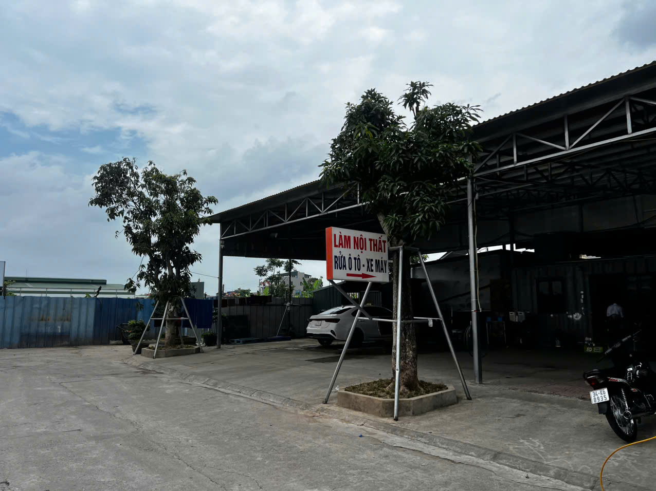 Chính chủ cần Cho Thuê Mặt Bằng Kinh Doanh ( Lô góc 2  mặt tiền) Tại  123 Vũ Công Đán, Tứ Minh, Hải - Ảnh chính